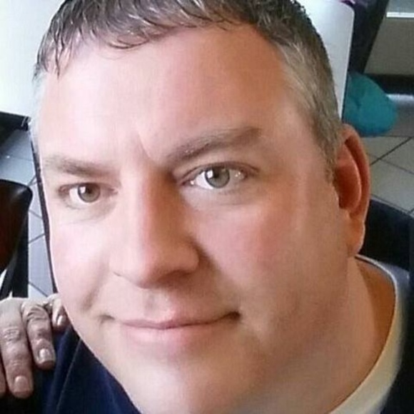 Meet your Posher, Chris - Picture 1 of 1